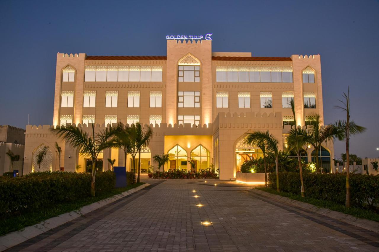 Hotel Golden Tulip Airport Hotel&spa 4*