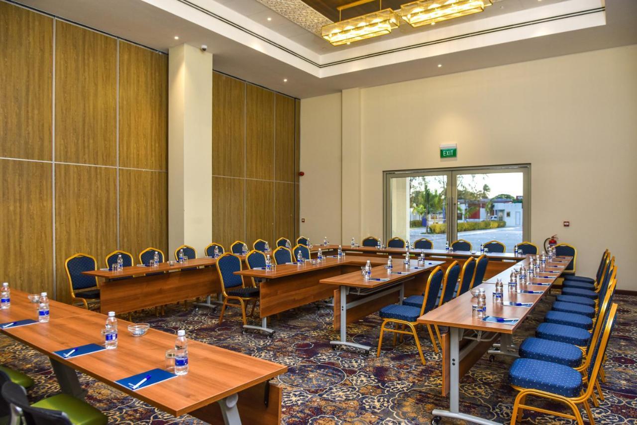 Hotel Golden Tulip Airport Hotel&spa