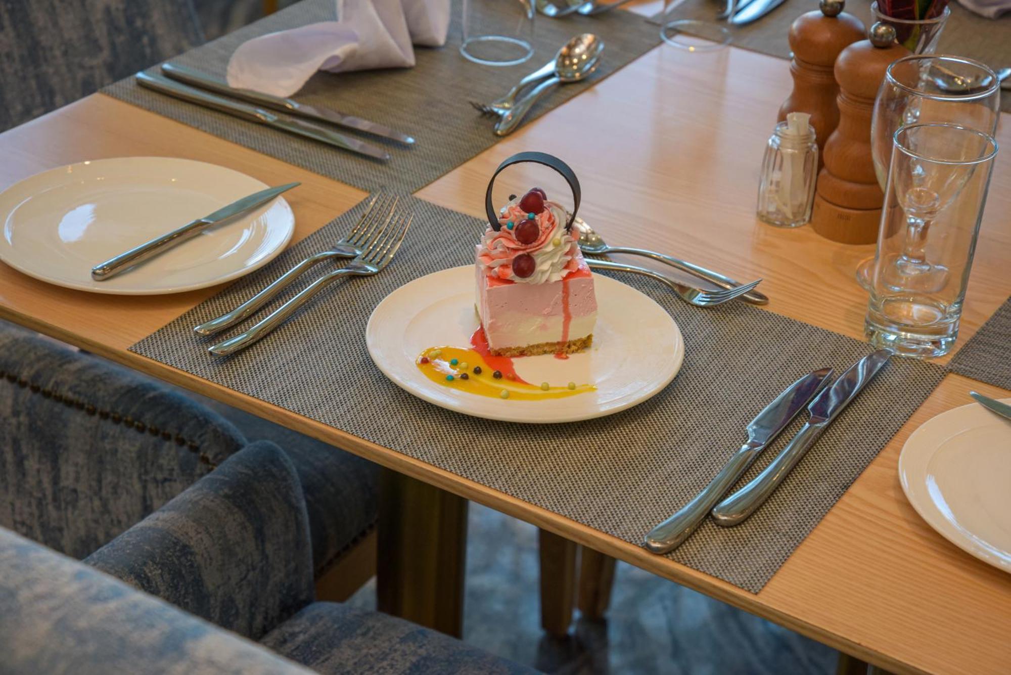 Golden Tulip Airport Hotel&spa