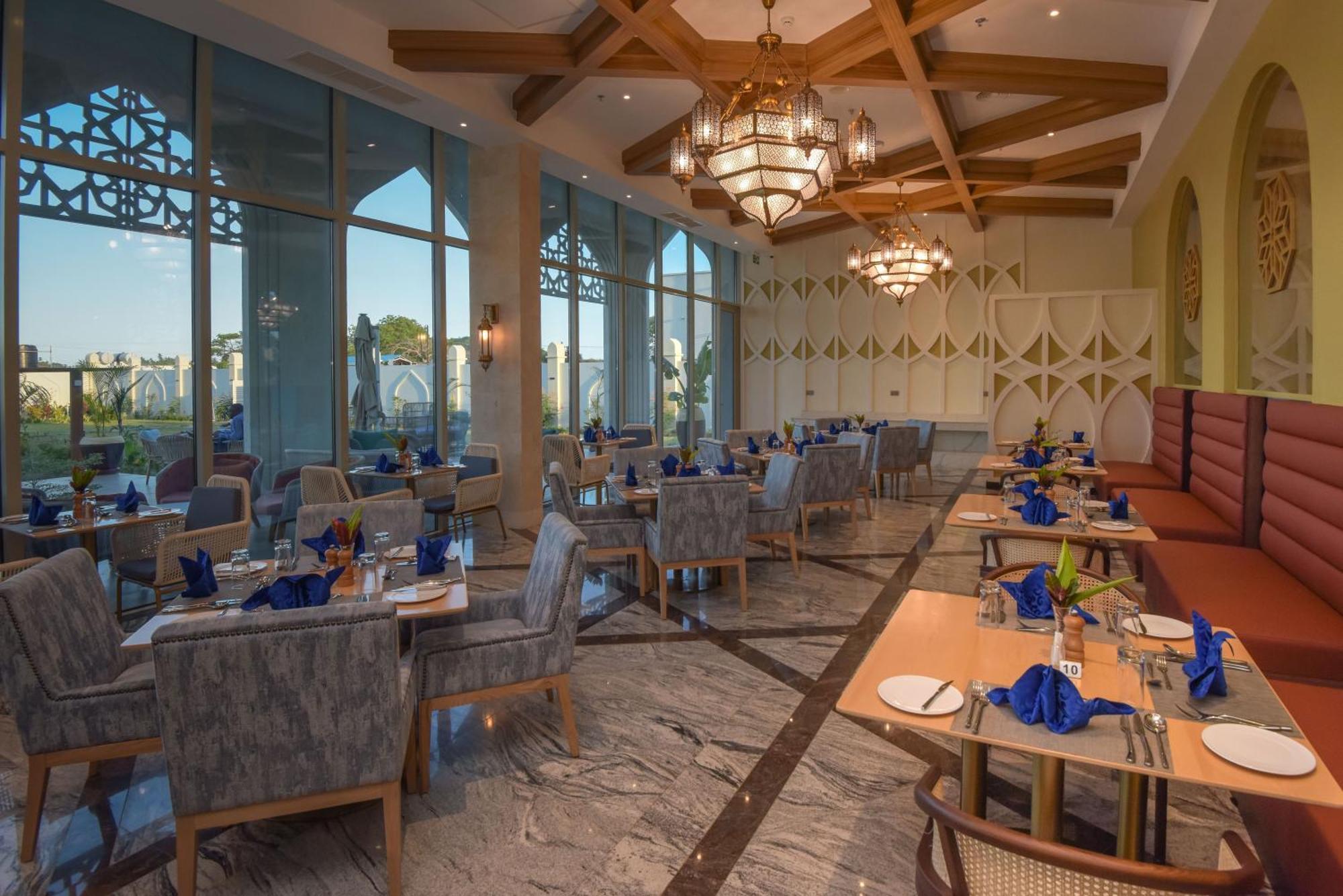 Golden Tulip Airport Hotel&spa Hotel