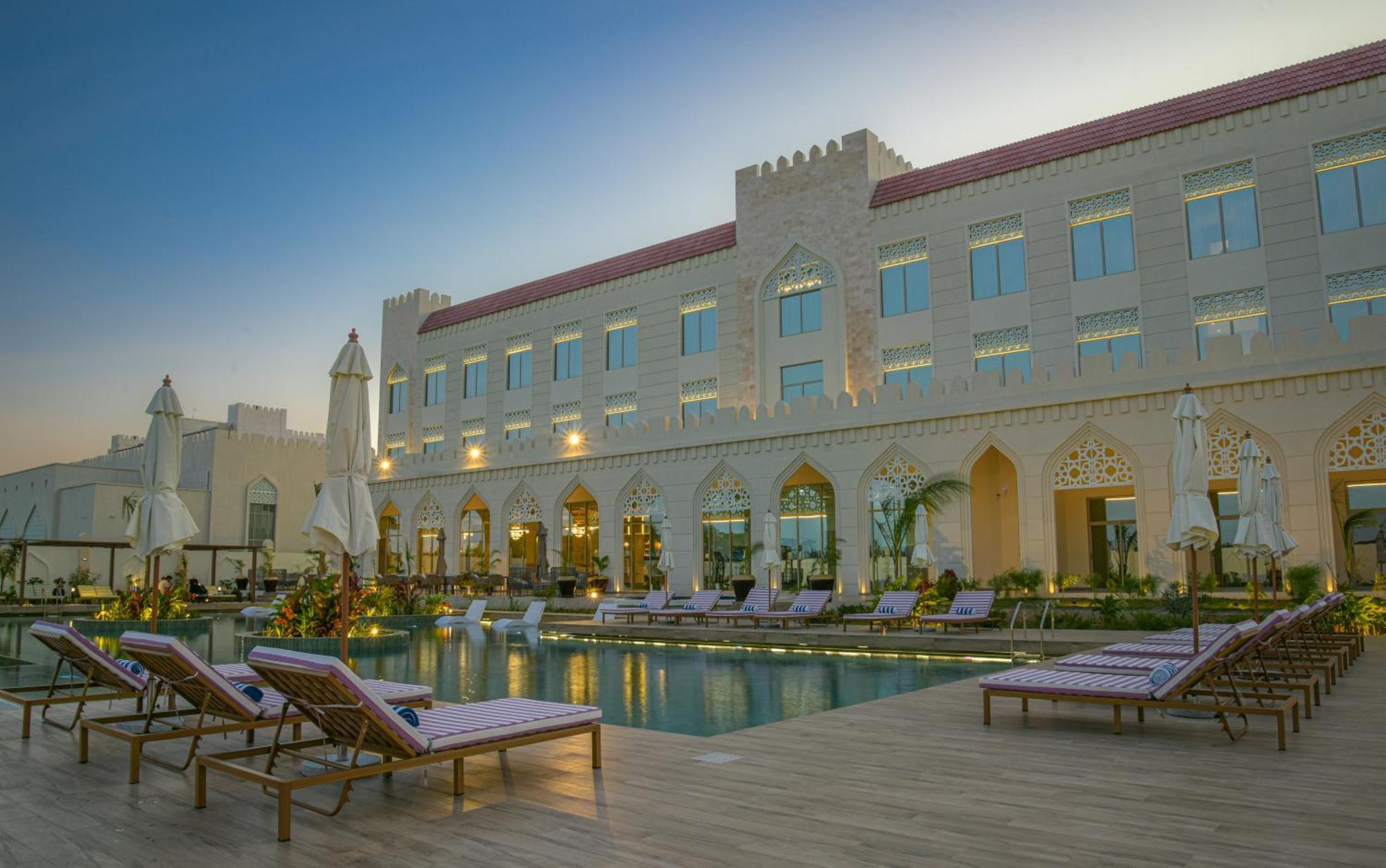Golden Tulip Airport Hotel&spa Hotel 4*