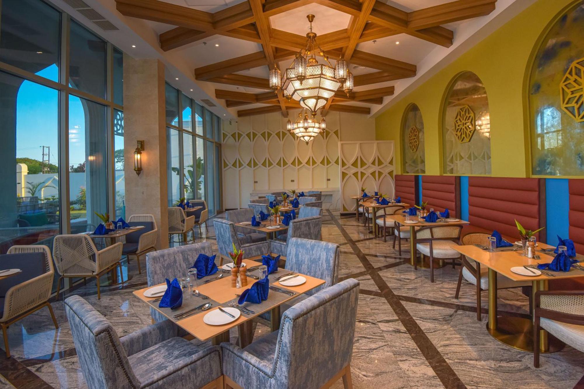 Golden Tulip Airport Hotel&spa Hotel 4*